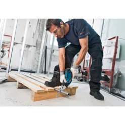 Bosch Professional Akku-Säbelsäge GSA 18V-LI C solo