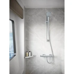 Hansgrohe Stangenbrause-Set Vernis Blend chrom