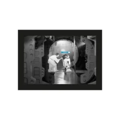 KomarWandbild Star Wars Classic Leia R2D2 Upload 70x50 cm