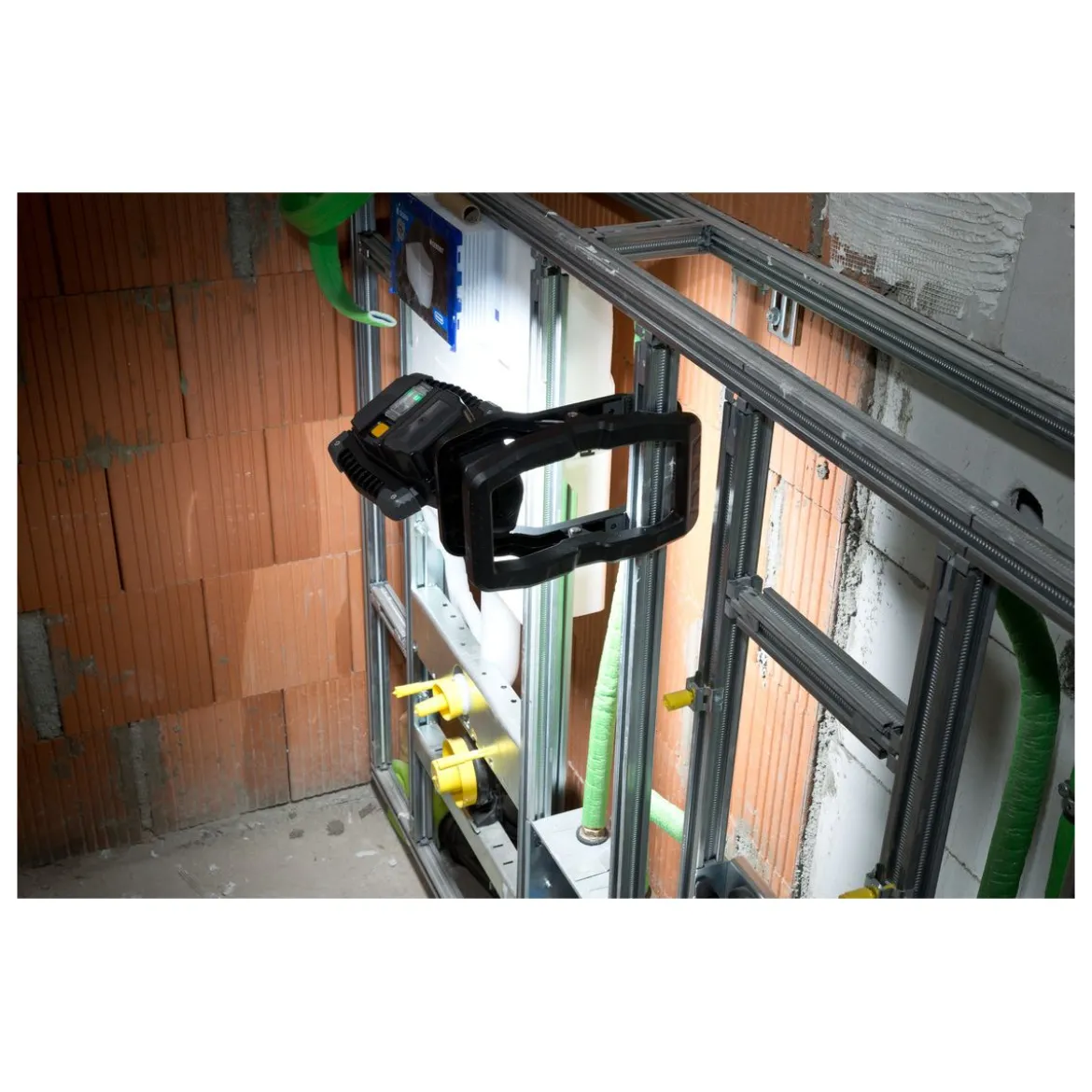 Mobiler LED Akku Strahler CL 4050 MAClip, 3800lm, IP65