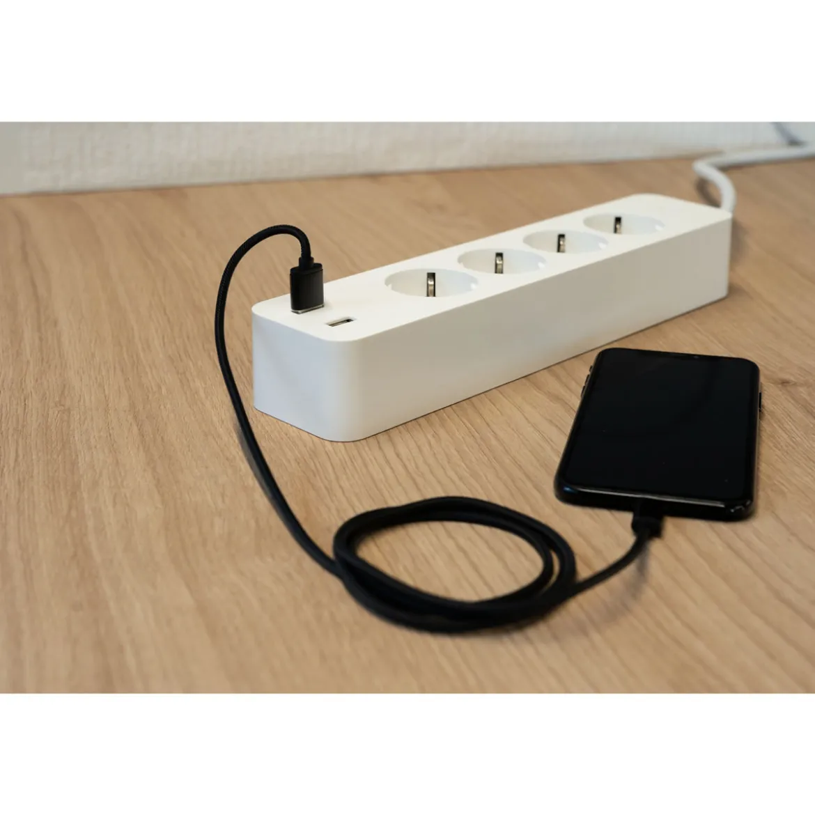 Unitec WIFI Steckdosenleiste Smart 4fach inkl 2xUSB weiß