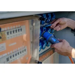 Verl.-Leitung 10m CEE230V/16A IP44H07RN-F3G2,5 orange Stecker u. Kupplung